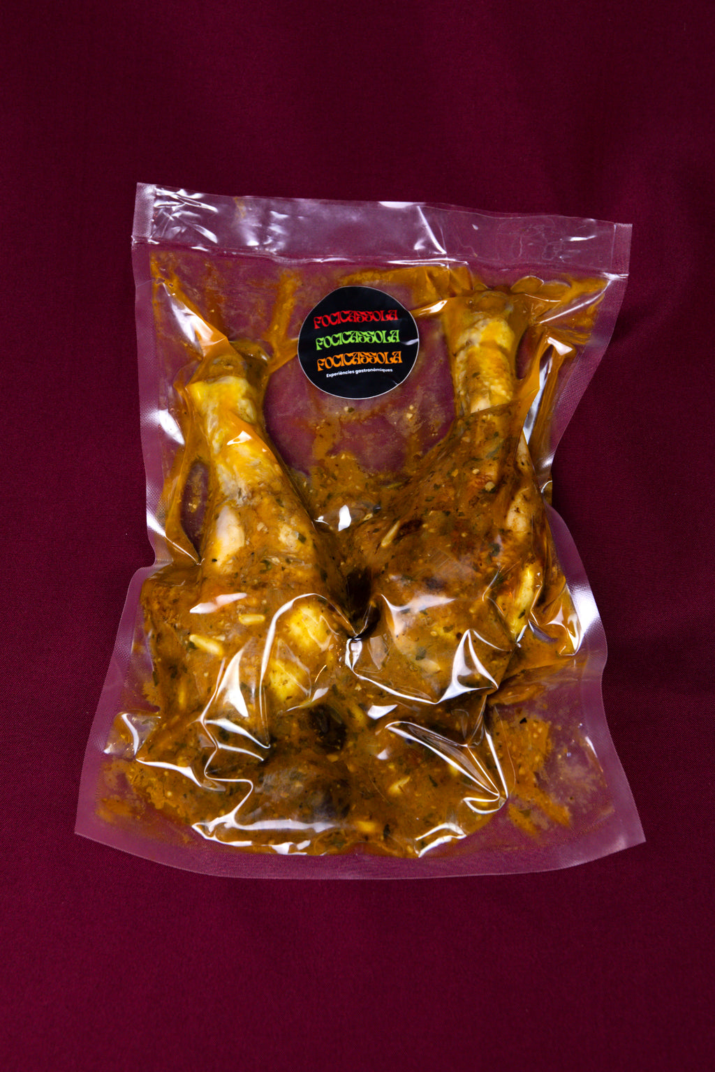 POLLASTRE ROSTIT AMB PRUNES I PINYONS DEL PAÍS (preu ració)