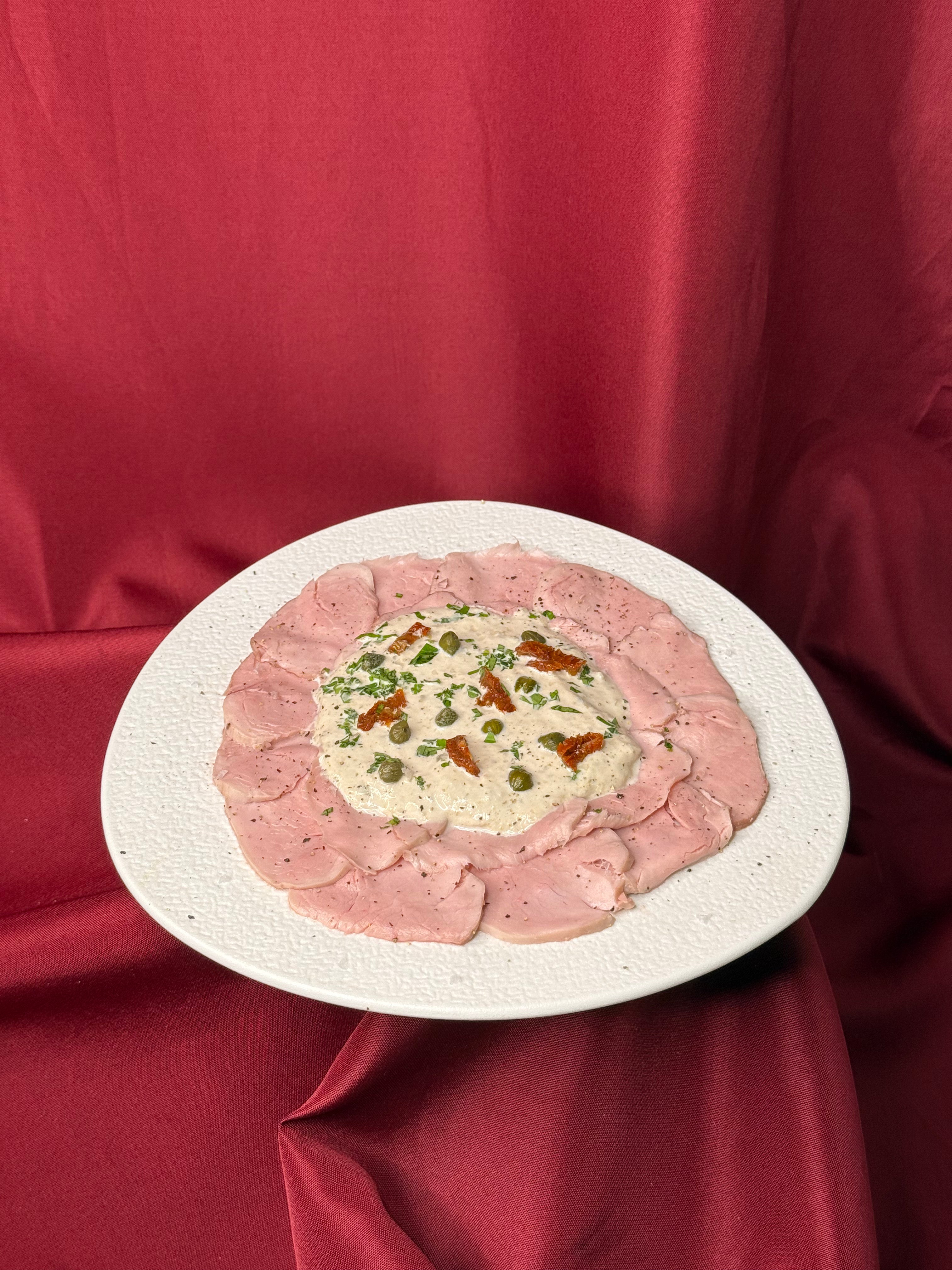 FILET DE PORC ESTIL “VITELLO TONNATO” (preu ració)